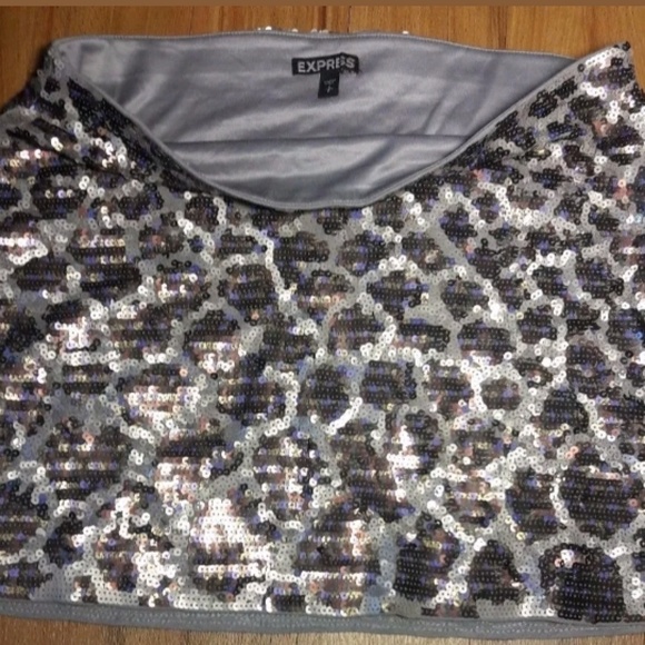 LExpress Sequin Mini Skirt - Picture 3 of 7
